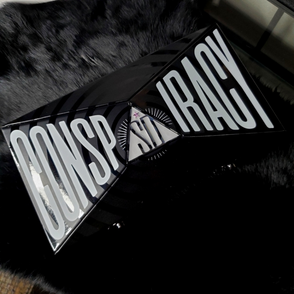 New, Shane Dawson & JSC Conspiracy palette.